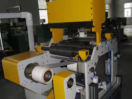 300mm πλάτους χαλκού λουρίδων μετασχηματιστών φύλλων αλουμινίου άνεμος συγκόλληση πίεσης μηχανών κρύα